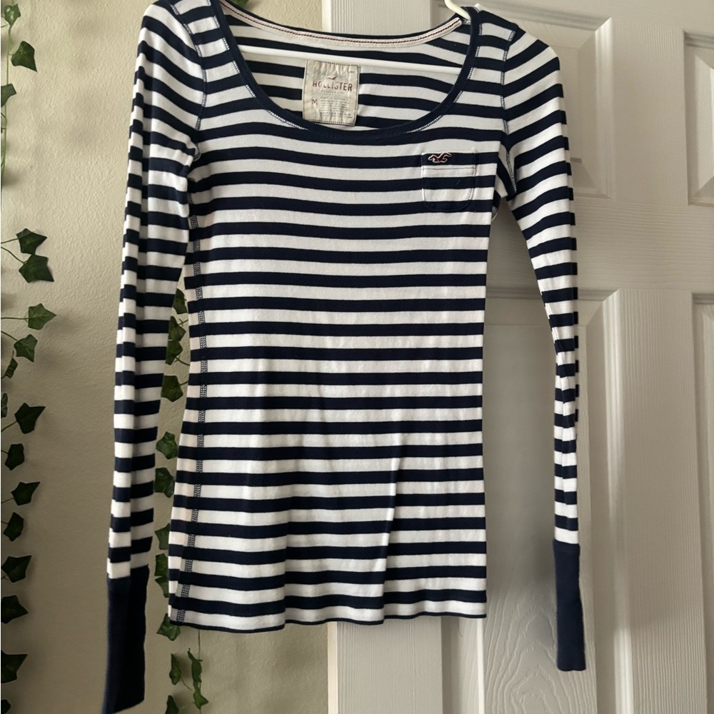 Hollister Classic Navy and White Striped Tee